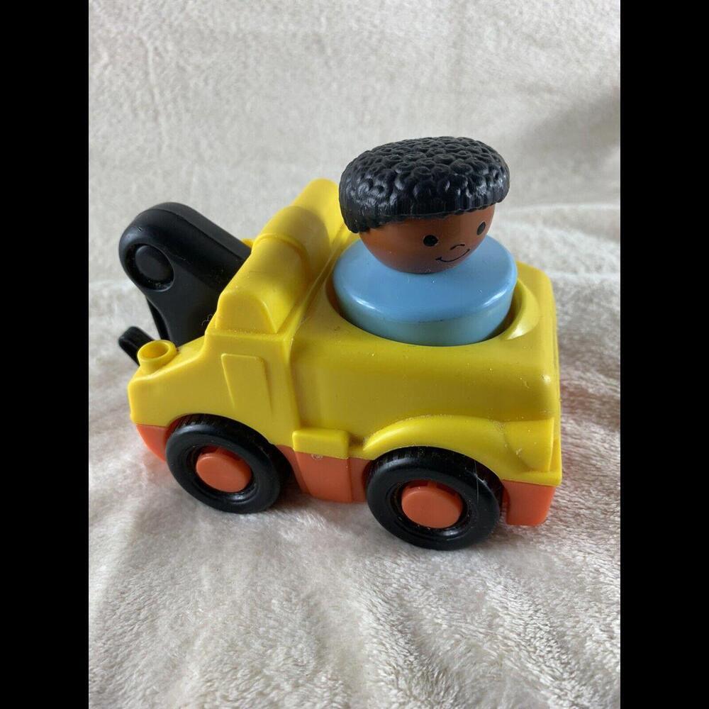 Fisher Price Little People Figure & Yellow Garage Town Tow Truck With Sounds​